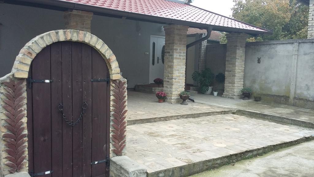 Guest House Anna Vendeghaz Svetozar Miletic المظهر الخارجي الصورة